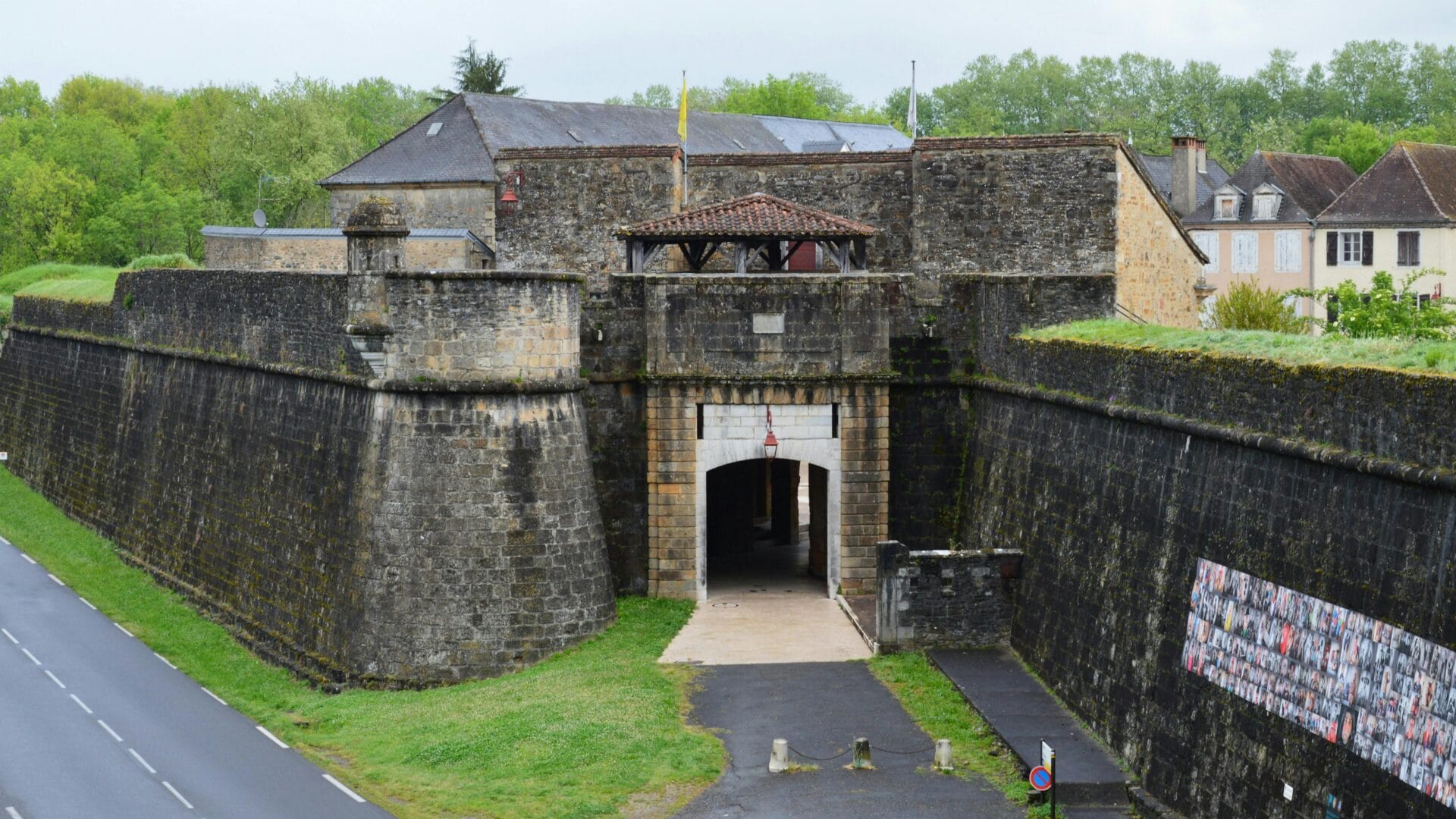 pexels-slimmars-13-197677686-24503778