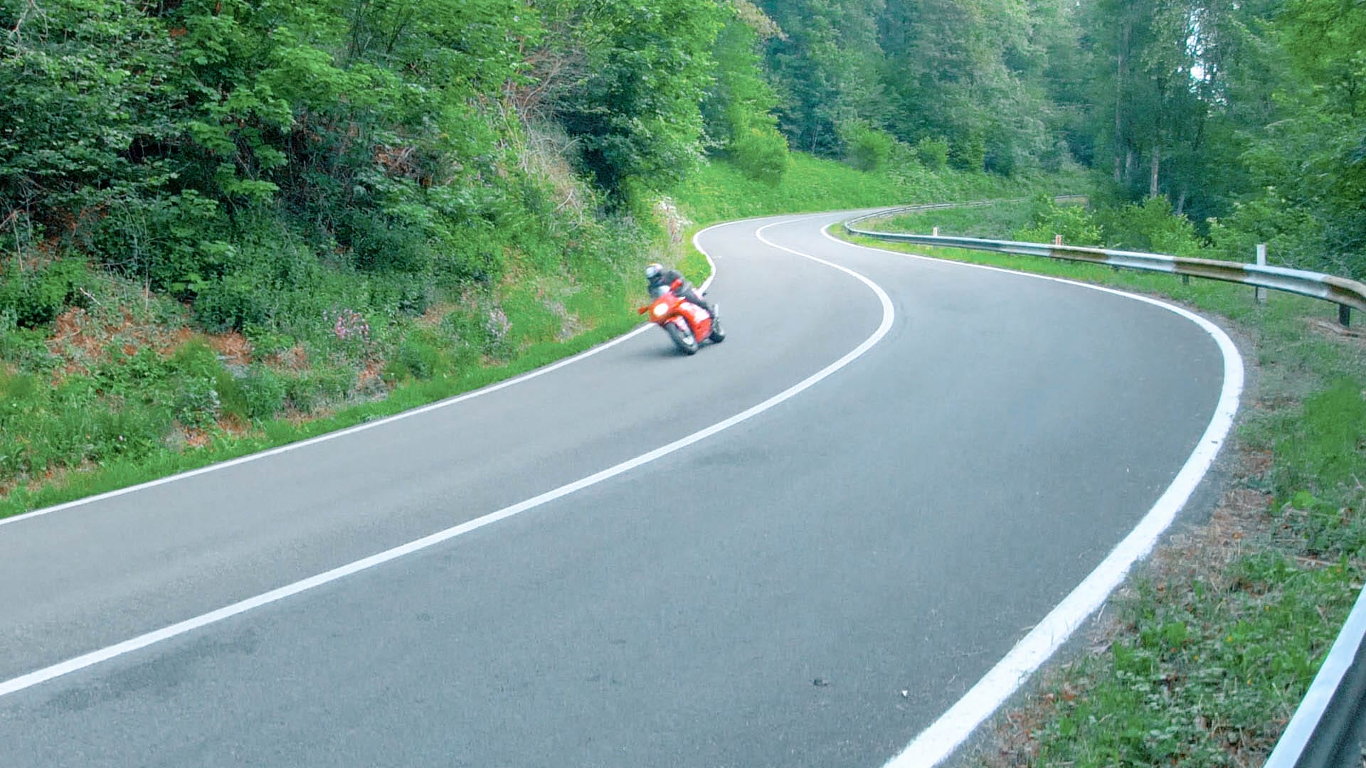 BS_0000s_0006_MCD_Edit_Belgium_screens_2025-12-16_09.40.18