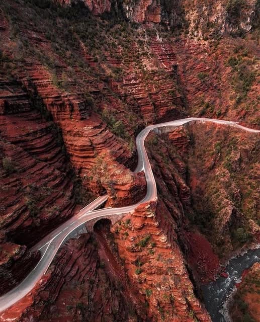 The Red Gorges of Daluis